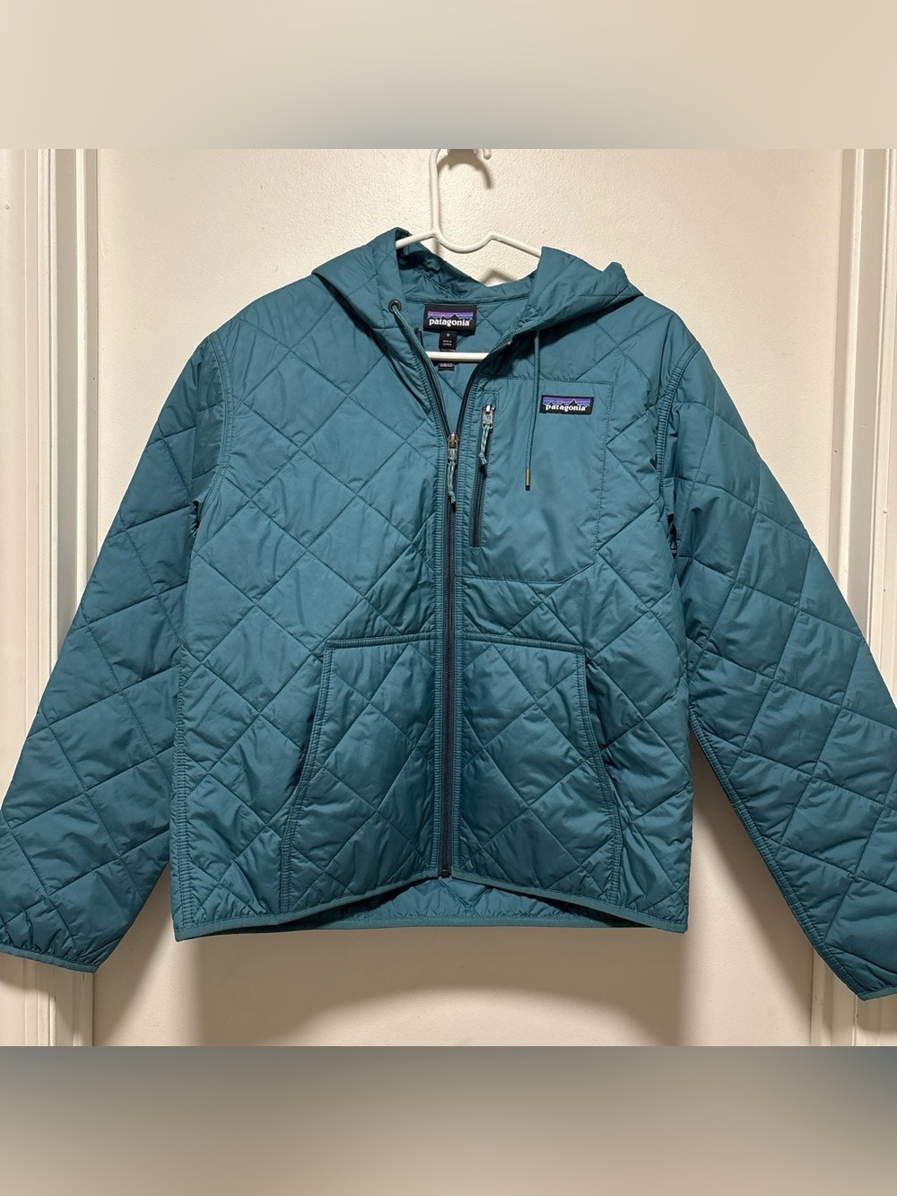 Patagonia Teal diamond Quilted Hooded Puffer Jacket women’s M EUC winter